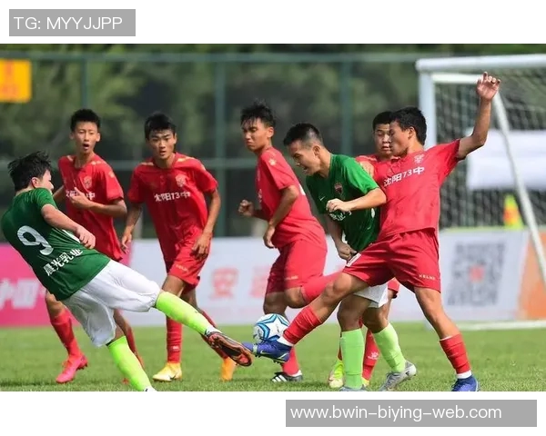 红色激情燃动绿茵赛场聚焦闪耀足球巨星荣耀瞬间