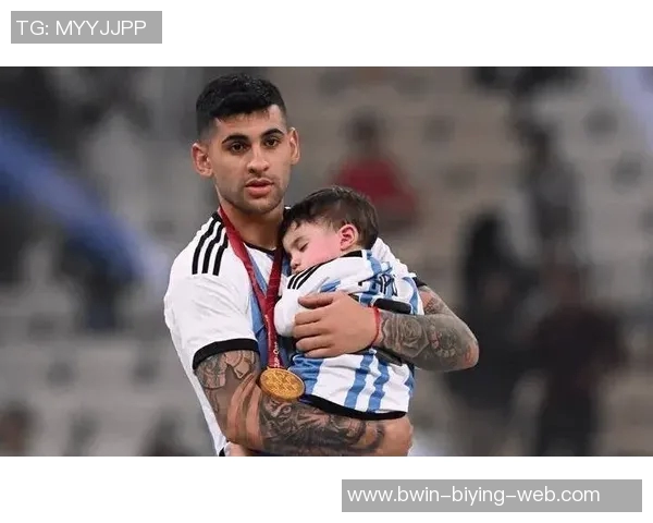 足坛姓罗球星盘点:从罗纳尔多到罗梅罗他们的传奇之路 足坛姓罗球星盘点:从罗纳尔多到罗梅罗他们的传奇之路